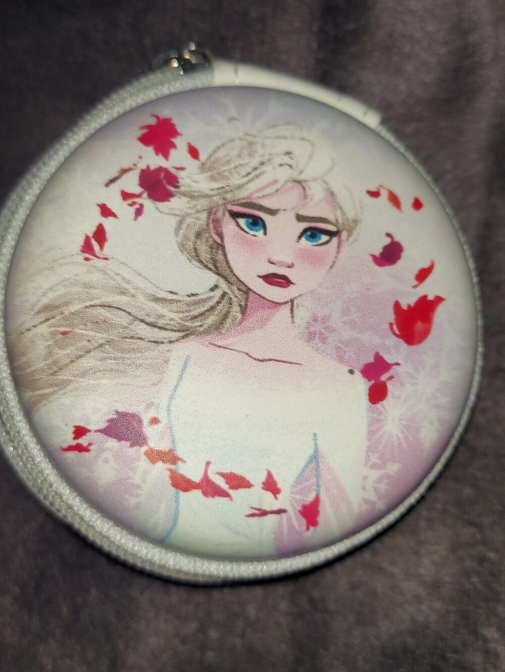 Frozen II Earbuds And Case